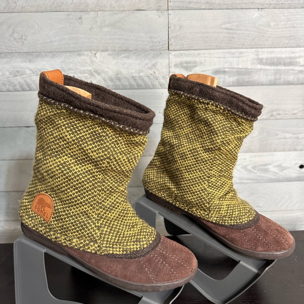 Sorel Women's Tremblant Mid Boot Size 9 Slouch Pull On Bootie Green Brown Suede
